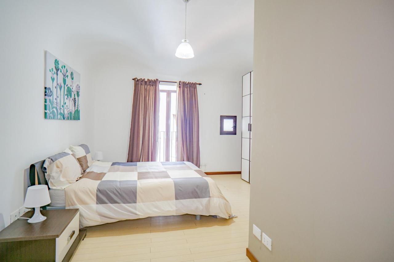 Castle Living Apartment Catania Luaran gambar